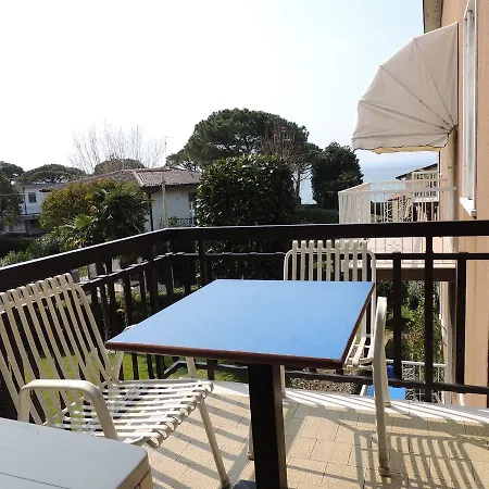 Lazise Promenade Manzoni Apartment *